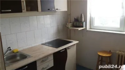 Decomandat, et intermediar , mobilat si utilat - foto 10
