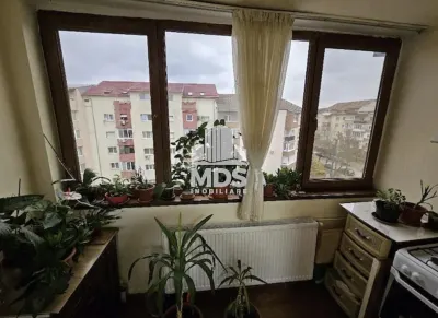 Decomandat cu 2 bai, model mare - foto 9