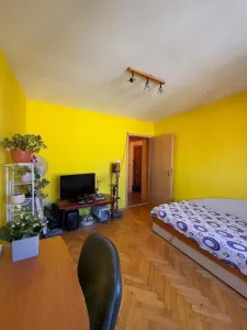 Decomandat cu 2 bai si 2 balcoane, linga Sala Olimpia - foto 8