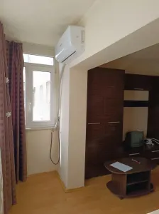 Decomandat, model mare la etaj 3 linga Piata Doina - foto 1