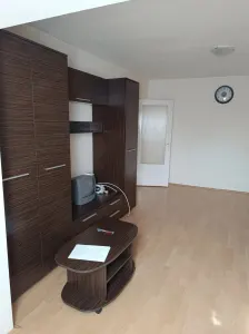 Decomandat, model mare la etaj 3 linga Piata Doina - foto 2