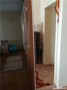 Decomandat la etajul 3, mobilat si utilat linga Nora - foto 4