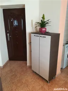 Decomandat la etajul 3, mobilat si utilat linga Nora - foto 5