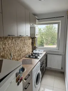 Mobilat si utilat, etaj intermediar, linga Judetean - foto 1