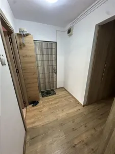 3 camere 2 balcoane decomandat cu centrala langa Posta - foto 9