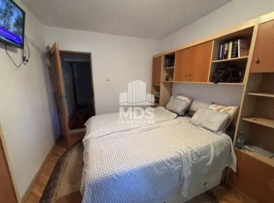Decomandat cu 2 băi la parter cu balcon - foto 4