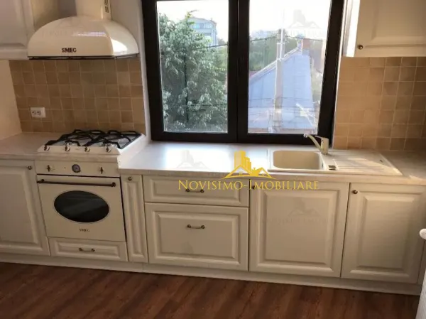 Apartament 3 camere Ploiești - poza 2