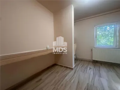 2 camere etaj 2 Aradului - foto 5