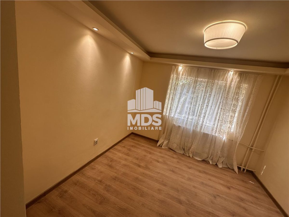 Garsoniera proaspat renovata la parter in zona Soarelui - Timisoara