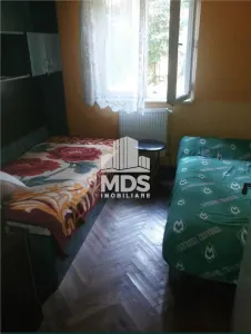 Apartament cu 3 camere decomandat cu garaj sub bloc - foto 5