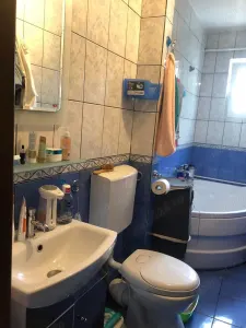 Amenajat complet linga piata Doina - foto 5