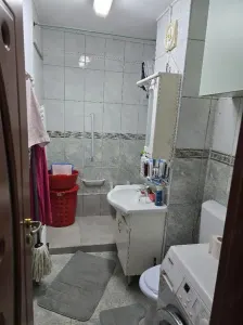 Decomandat, modificat in 2 camere linga Generala 30 - foto 4