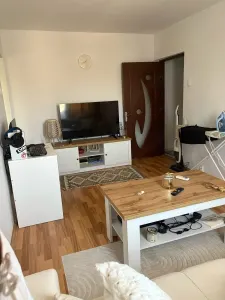 Mobilat si utilat, etaj intermediar in bloc anvelopat termic - foto 1