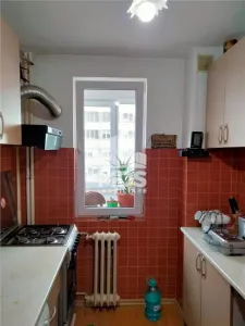 3 camere bloc cu lift langa Lidl Torontal - foto 2