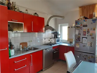 Apartament 3 camere, 85 mp, Lipovei - foto 2