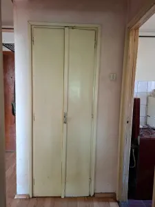 Decomandat cu centrala propie, etaj intermediar - foto 6