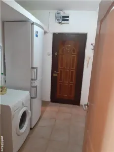 Apartament 2 camere, decomandat, etaj intermediar, zona Cetatii - foto 5