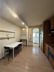 Amenajat complet, mobilat, aproape de Mall - foto 3