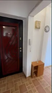 Mobilat si utilat, linga piata Doina - foto 5