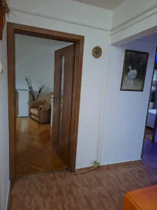 Decomandat cu 2 bai si 2 balcoane - foto 2