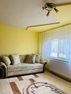Mobilat si utilat complet, modificat in 3 camere linga Lidl - foto 1