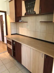 Decomandat cu 2 bai, aproape de Vest - foto 1