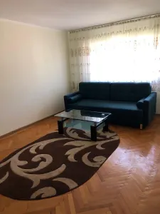 Decomandat cu 2 bai, aproape de Vest - foto 4