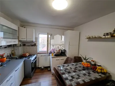 Apartament 3 camere, centrala termica, decomandat, 65 mp, 2 bai, Complex Studentesc - Timisoara