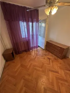 3 camere decomandate cu centrala etaj 1 si 2 balcoane - foto 3