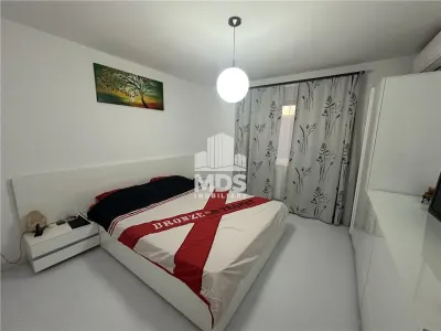 Decomandat, etaj 3, mobilat si utilat in Soarelui - foto 8