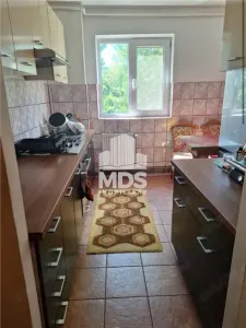 Confort 1 la etajul 2 cu centrală propie - foto 1