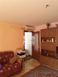 Etaj 1 cu 2 bai si 2 balcoane si garaj sub bloc - foto 6