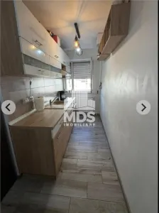 Mobilat si utilat, etaj intermediar - foto 2