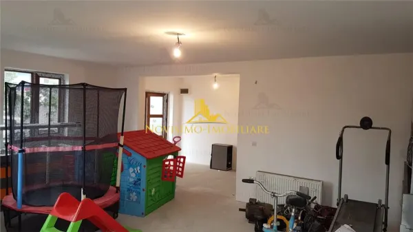 Casă 4 camere Ploiestiori - poza 8