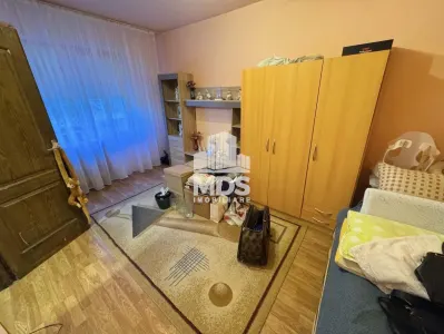 2 camere bloc izolat linga Judetean - foto 3