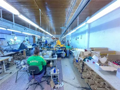 NOVISIMO-IMOBILIARE: HALA DE INCHIRIAT IN ZONA CENTRALA - Ploiesti