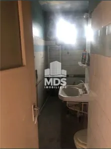 Apartament cu 3 camere cu centrala propie linga Piata Doinei - foto 2