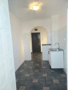 Decomandat, model mare in bloc anvelopat, etaj intermediar - foto 3