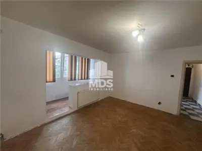 Etaj 3, 55 mp in bloc anvelopat linga parcul Clabucet - foto 2