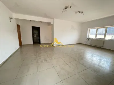 NOVISIMO-IMOBILIARE: VILA  IN ZONA CENTRALA - foto 13