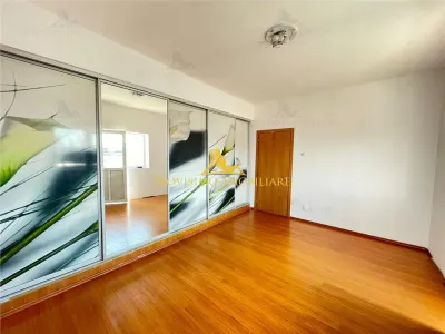 NOVISIMO-IMOBILIARE: VILA  IN ZONA CENTRALA - foto 5
