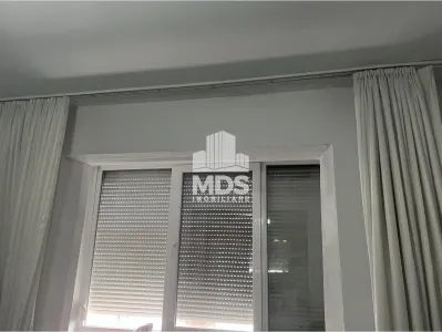 Apartament 4 camere etaj 3 cu centrala propie - foto 5