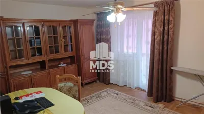 Decomandat cu 2 bai, 3 balcoane la etajul 2 cu garaj sub bloc - foto 3