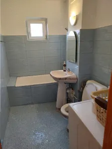 Decomandat cu 2 bai si 2 balcoane, model mare - foto 5
