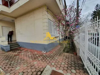 NOVISIMO-IMOBILIARE: PARTER VILA IN ZONA CENTRALA - foto 1