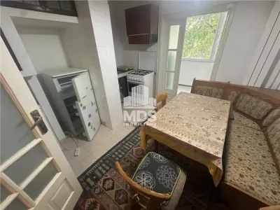 Decomandat la etajul 2 cu garaj in Bucovina bloc izolat - foto 5