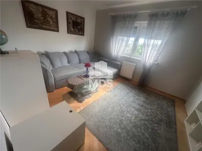 Mobilat si utilat, 77mp utili la et 3 in bloc din 2000 - foto 1