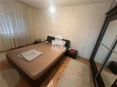 Etaj 2 cu 2 bai in bloc izolat, aproape de Mall - foto 4
