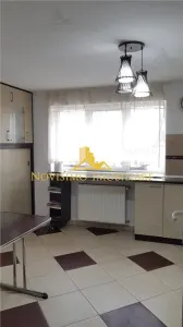 NOVISIMO-IMOBILIARE: VILA DE INCHIRIAT  IN ZONA CENTRALA - foto 4