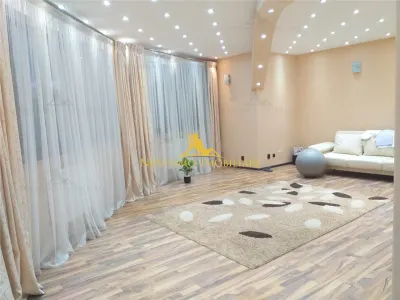NOVISIMO-IMOBILIARE: VILA IN ZONA CENTRALA - foto 4